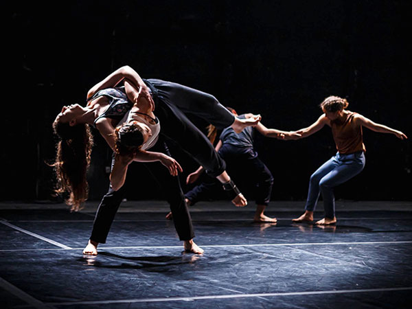 Επαγγελματικό Τμήμα Χορού Επαγγελματικό Τμήμα Χορού